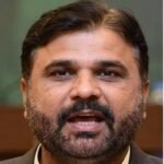 تعلیم میں پوزیشنیں، تعصب اور کراچی کے ڈومیسائل کا سوال